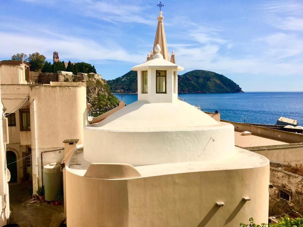 Casa Mafalda B&B ลีปารี ภายนอก รูปภาพ