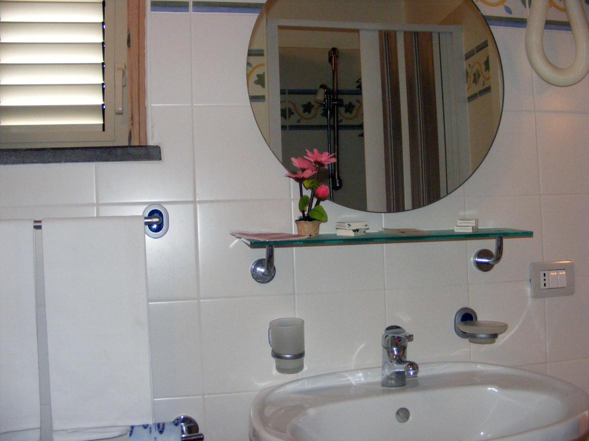 Casa Mafalda B&B ลีปารี ภายนอก รูปภาพ