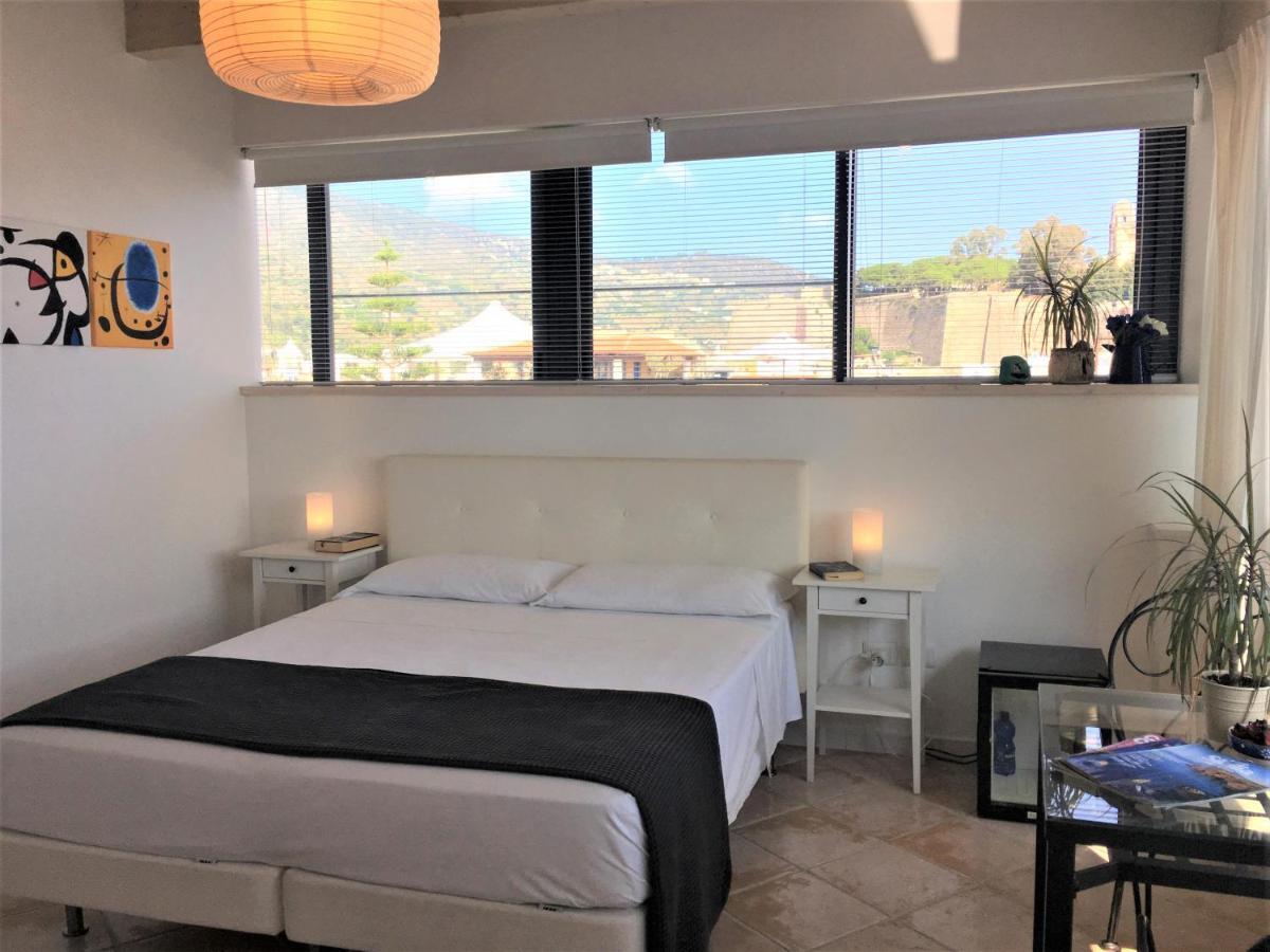 Casa Mafalda B&B ลีปารี ภายนอก รูปภาพ